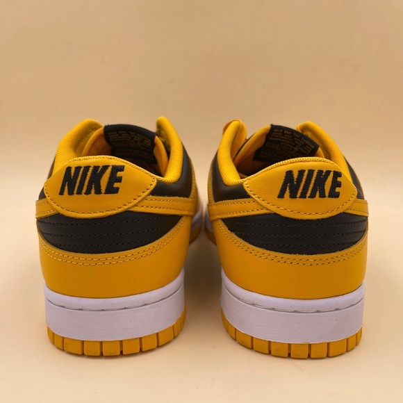 Nike Dunk Goldenrod Size 11 comes with Box , brand new - Picture 5 of 5